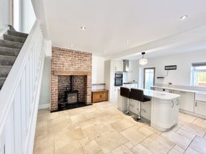 Photo 23- click for photo gallery